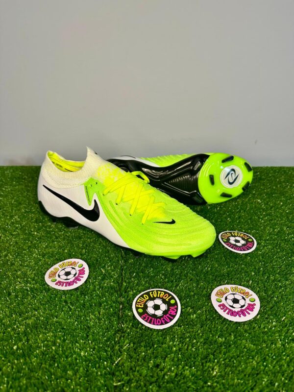 Nike Phantom Luna Elite FG